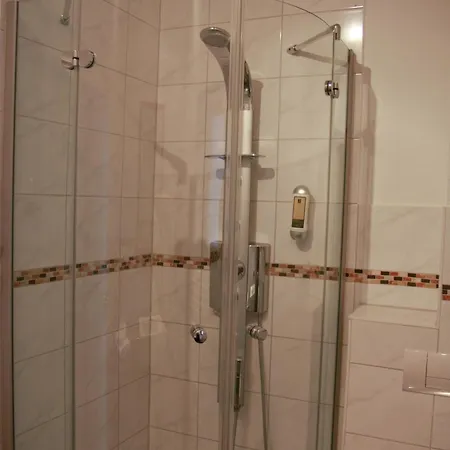 Hotel Fründts 3*
