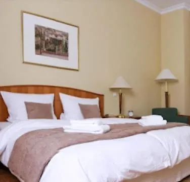 Hotel Fründts 3*